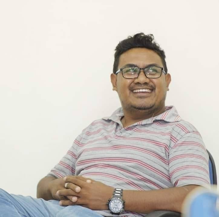 Hakerek-na'in: Carlos Calibro