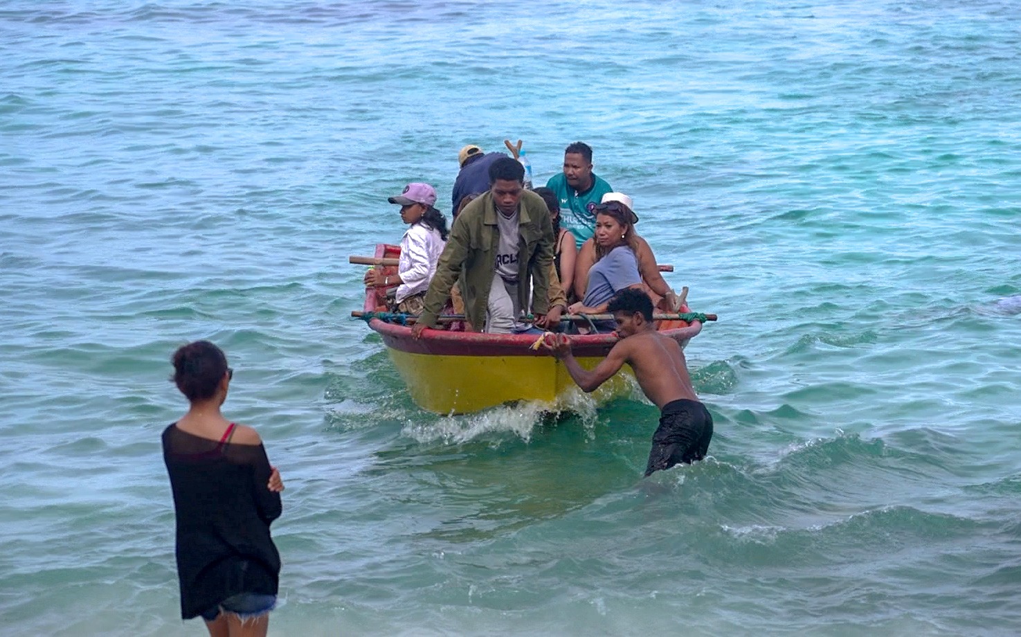 Selebra tinan foun 2026 iha Valu Sere (Tasi-Ibun Valu) no Illa Jaco, sai hanesan destinasaun favoritu ba komunidade no tursita sira hodi aproveita pasa ferias. (Imajen: Pájina Xanana ba Ema hotu)